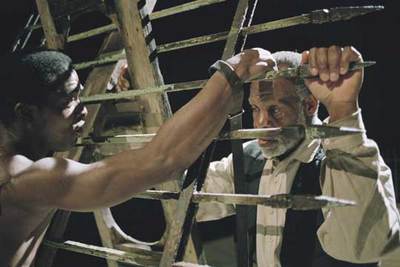 Danny Glover, a la derecha, en una escena de  Manderlay .