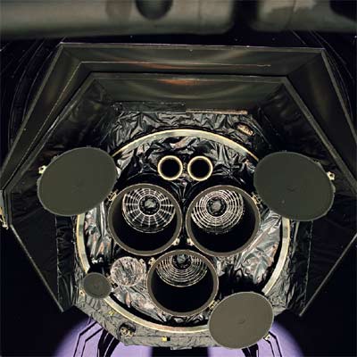 Los tres telescopios del satélite  XMM-Newton .