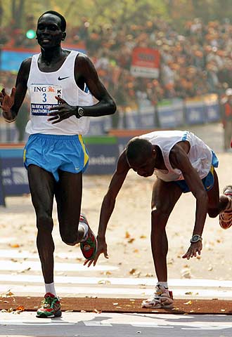 42 kilómetros resueltos al 'sprint'