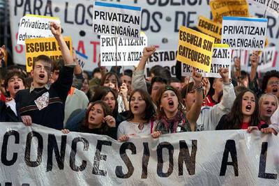 Manifestación contra la reforma educativa convocada ayer por el Sindicato de Estudiantes (SE), en Madrid.