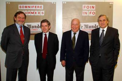De izquierda a derecha, Juan Luis Cebrián, Alain Minc, Jesús de Polanco y Jean Marie Colombani.