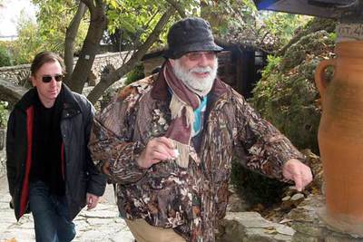 Tim Roth, a la izquierda, y Francis Ford Coppola, el pasado miércoles en Bulgaria durante el rodaje de  Youth without youth. 