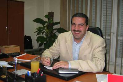 El telepredicador Amer Jaled, en su despacho de El Cairo.