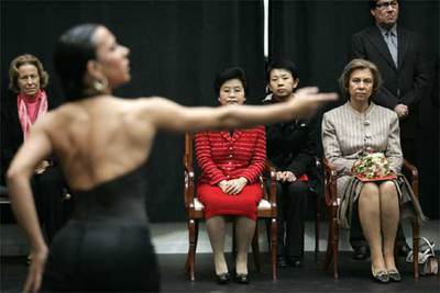 EL BALLET NACIONAL ACERCA CHINA Y ESPAÑA