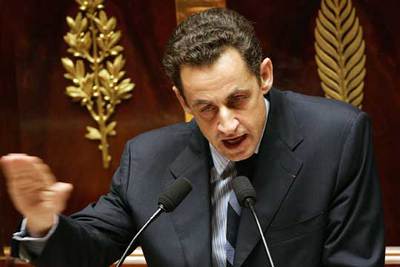 El ministro del Interior francés, Nicolas Sarkozy, durante su intervención del martes en el Parlamento.