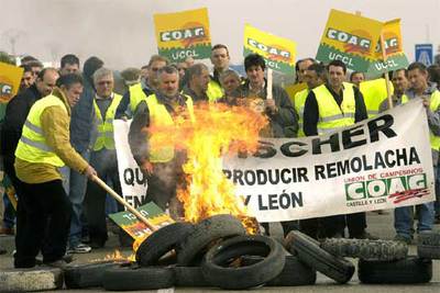 PROTESTAS DE LOS CULTIVADORES DE REMOLACHA