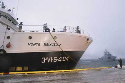 El   Monte Meixueiro   llega al  puerto  del Tromso el pasado lunes, tras ser apresado por los guardacostas.