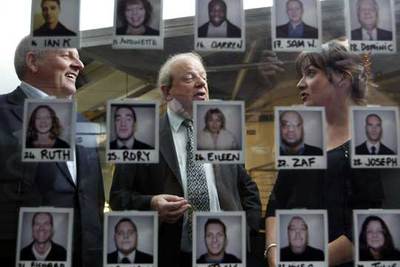 Los tres miembros del jurado del concurso  Vote for me , emitido por la cadena británica ITV.