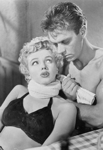 Andes y Monroe, en  Encuentro en la noche. 