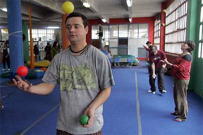 Malabares en el 'gaztetxe'