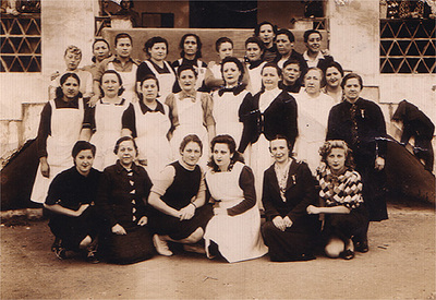 La corta vida de trece rosas