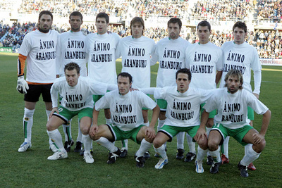 LA PLANTILLA RACINGUISTA, CON ARANBURU.