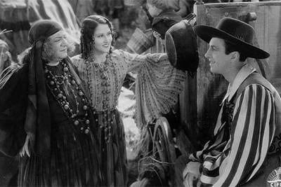 Fotograma de 'La Gitanilla' (1940), de Fernando Delgado, del libro 'Cervantes en imágenes'