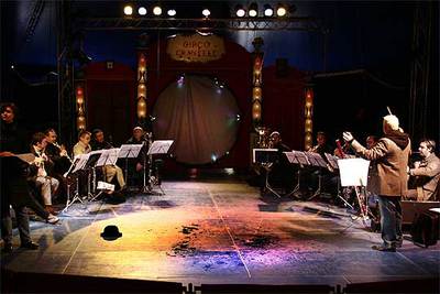 Babar visita el circo