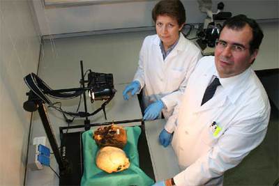 ¿ÉSTE ES EL CRÁNEO QUE ROBARON?