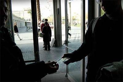 Bibliotecas 24 horas y guardas de seguridad