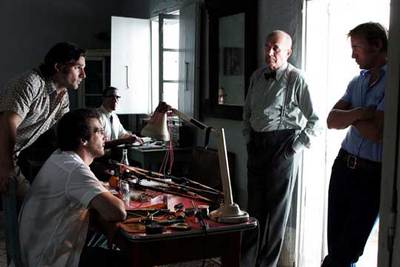 De izquierda a derecha, Mathieu Kassovitz, Eric Bana, Ciarán Hinds, Hanns Zischler y Daniel Craig, que forman en  Múnich  el comando de los servicios secretos israelíes.