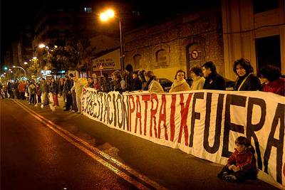 Cadena humana contra la subestación de Patraix
