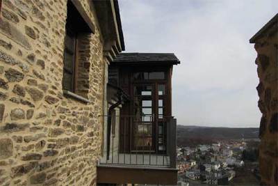 La Posada de las Misas aprovecha los muros de una casa solariega del siglo XV de Puebla de Sanabria (Zamora).