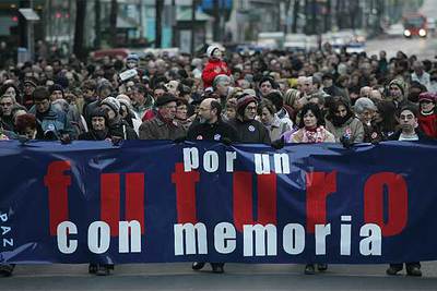 'NO MÁS VIOLENCIA'.