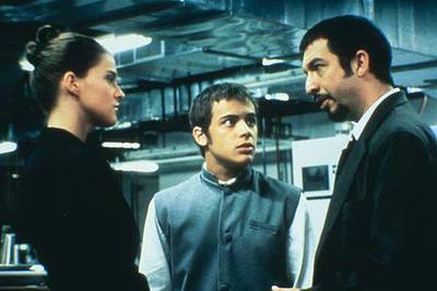 Ricardo Darín, a la derecha, en una escena de  Nueve reinas .