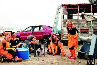 Fotograma de la serie para móviles  Los Supervillanos. 