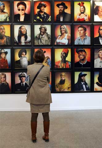  Des americains,  de Andrés Serrano, en la galería francesa Yvon Lambert.