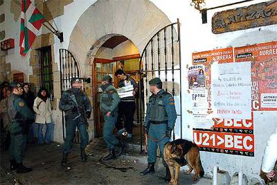 CLAUSURA DE UNA 'HERRIKO TABERNA'.