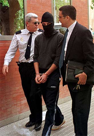 José, en abril de 2001, cuando era juzgado por el asesinato de su familia.