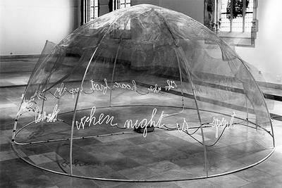 'Iglú. Si la escarcha se adhiere a tu tienda, darás gracias cuando se haya acabado la noche (Ezra Pound)' (1978), de Mario Merz.