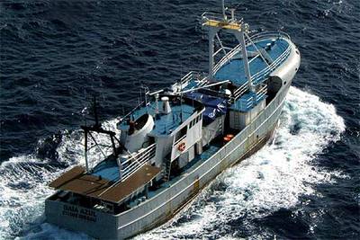  Baia Azul,  el pesquero interceptado por la policía.