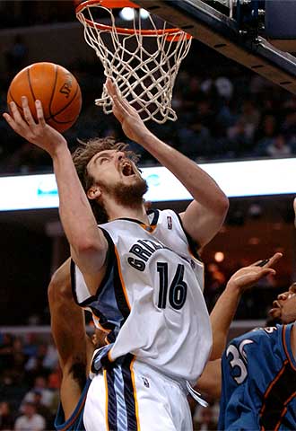 Gasol, frente a los Wizards.