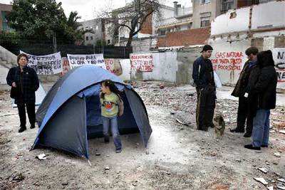 Protesta de los vecinos del Fondo de Santa Coloma