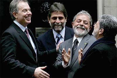 Blair pide disculpas por la muerte del brasileño Menezes