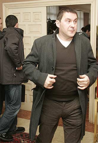 El líder de Batasuna, Arnaldo Otegi, ayer en San Sebastián.