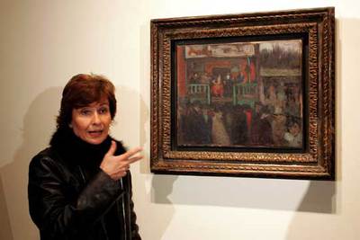 Maite Ocaña, ante  Barraca de feria  (1900), de Picasso.