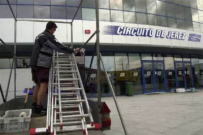 El motociclismo  llena los alojamientos gaditanos