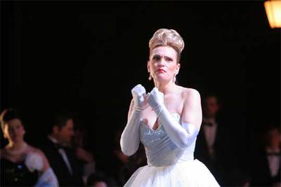 Ainhoa Arteta, en una escena de  Manon .