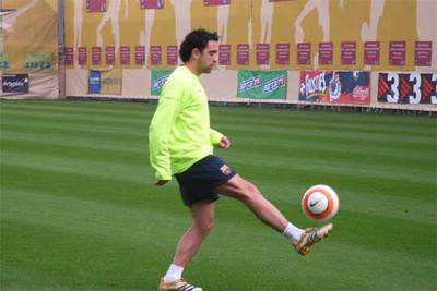 Xavi, entrenándose ayer en La Masía.