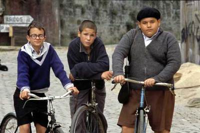 Juan José Ballesta, entre Daniel Retuerta (izquierda) y Andrés de la Cruz, en un fotograma de  El viaje de Carol .