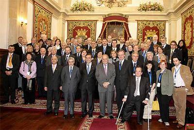 Participantes en la  cumbre  de rectores de universidades de la UE, América Latina y el Caribe, en Oviedo.