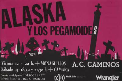 Entradas de dos de los más de un centenar de conciertos que se organizaron en la Escuela de Caminos y que se exhiben en la muestra  Caminos de un tiempo.  