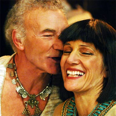 Patric Stewart y Harriet Walter, en el montaje de  Antonio y Cleopatra  en el teatro Swan de Stratford.