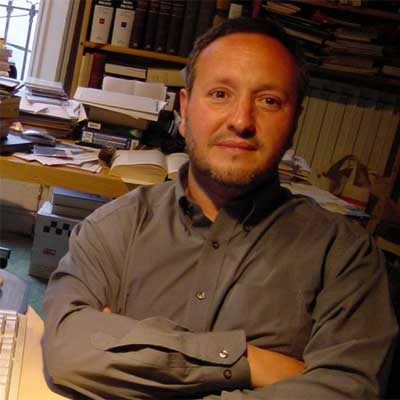 "El móvil maleduca a tus jefes y a tus clientes"