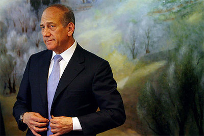 El primer ministro israelí, Ehud Olmert, ayer durante una reunión en el Parlamento israelí.