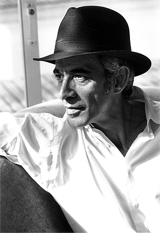 Imanol Arias vive un momento de plenitud profesional gracias a la serie de televisión 'Cuéntame'. Además, a sus 50 años ha decidido embarcarse en nuevos proyectos empresariales.