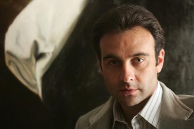 Enrique Ponce, fotografiado el pasado martes en Madrid, en casa de su suegro y coapoderado, Victoriano Valencia.