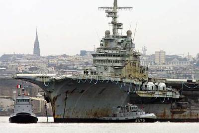 ÚLTIMA ESCALA DEL 'CLEMENCEAU'