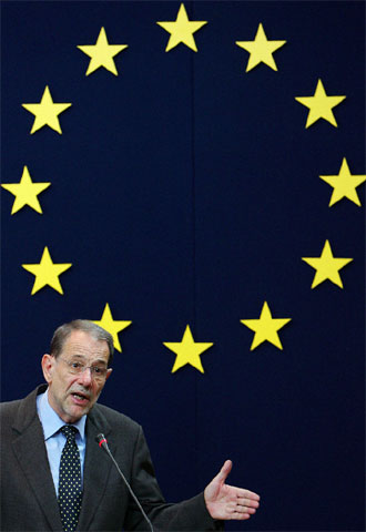 Solana, ayer durante una conferencia de prensa en Bruselas.