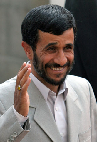 Mahmud Ahmadineyad, ayer en Teherán.